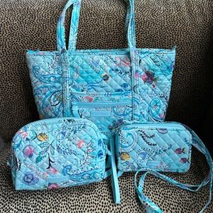 Vera Bradley - Paisley Wave collection - NEW medium tote, makeup bag, cross body